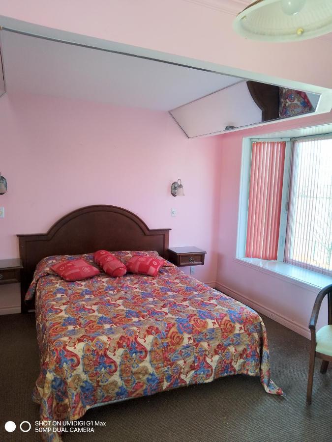 Motel Sainte Catherine Extérieur photo