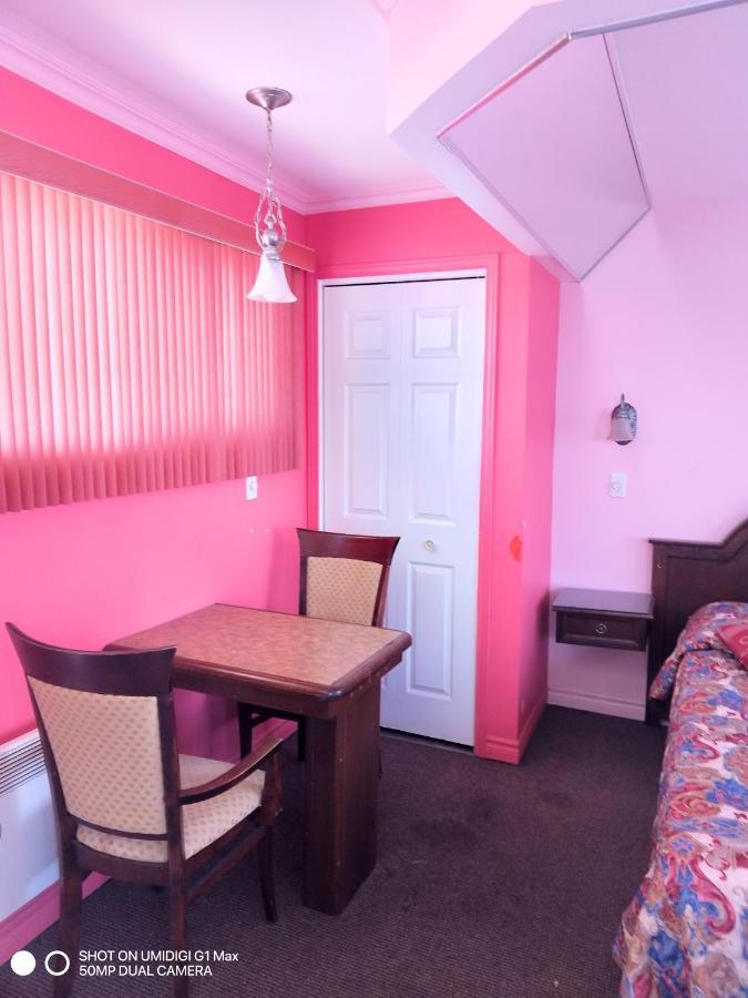 Motel Sainte Catherine Extérieur photo